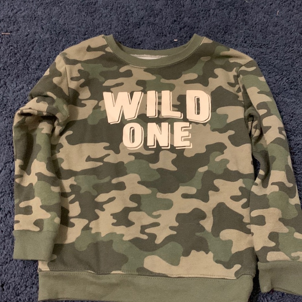 Boys 5t sweatshirts